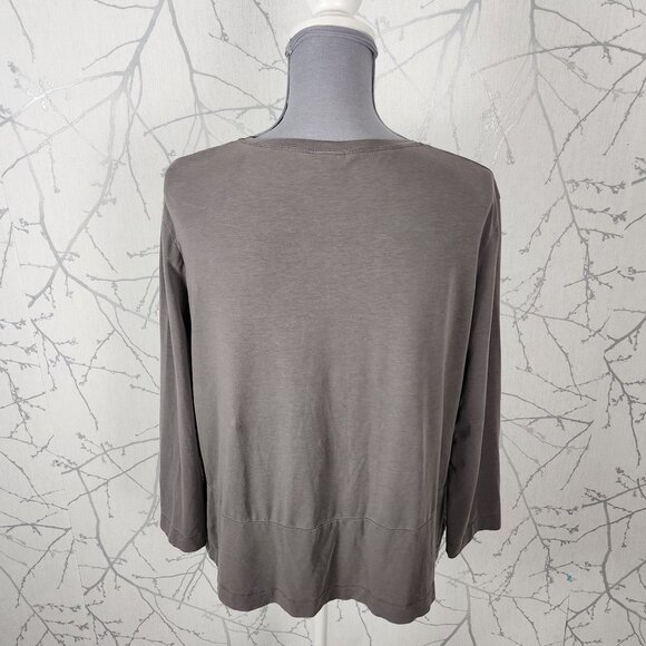 Bitte Kai Rand Beige Taupe Round Neck Tee w/ Zippered Pockets - Picture 4 of 6